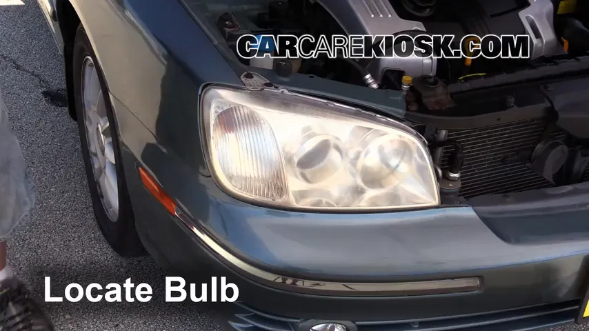 2004 Hyundai XG350 L 3.5L V6 Lights Parking Light (replace bulb)